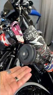 Wireless Apple CarPlay and Quad Lock Overview for Harley Davidson motorcycle