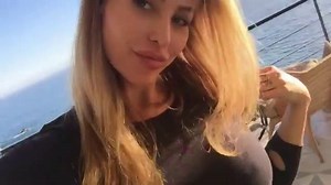 33K views · 132 reactions | When golf is life #TheViewCanWait @lilitslife | Reggie Bush | Facebook