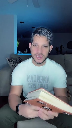 Katy Perry - E.T. #ET #KatyPerry #katyperrysongs #katycats #transitions #oldies #aliens #abductions