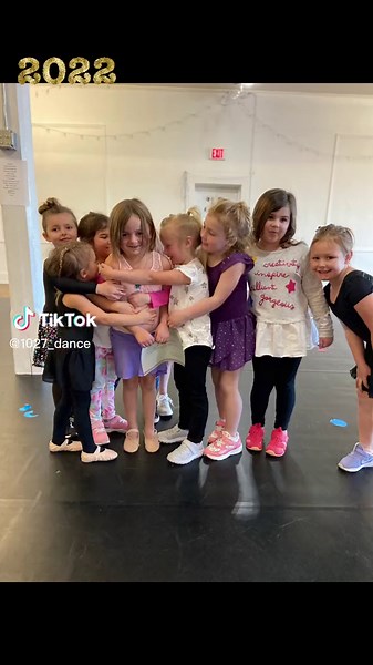 Our 2022 recap🎉 Totally not crying or anything🥹 #1027dance #2022recap #happynewyear