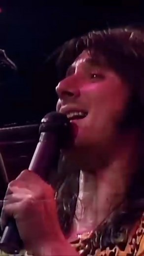 Lord Rare Rock on Instagram: "SHE TOOK THE MIDNIGHT TRAIN - Journey perform “Don’t Stop Believin’” live in Houston (1981). “Don’t Stop Believin’” was the second single from Journey’s 1981 album Escape, and has become one of the most recognizable songs of all time. Before Jonathan Cain was a member of Journey, he played for The Babys, and the band was sidelined after Babys singer John Waite injured his leg on stage. Unemployed and not knowing what he was going to do next, Cain called his father, 