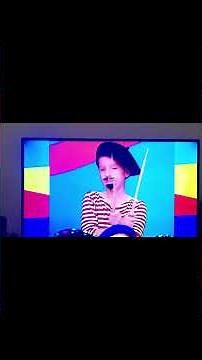 Move Like an Emu (song) short #thewiggles