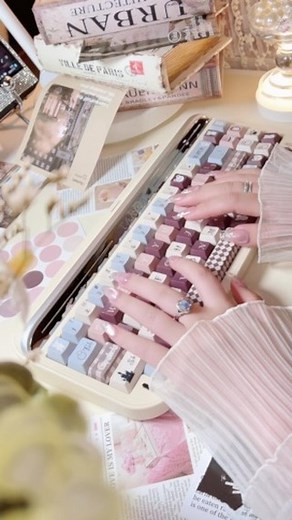 ❤️ OMG this is the most creamy keyboard🥹 ❤️‍🔥 targa65 aluminum mechanical keyboard ❤️‍🔥 aniya switches link in bio ❤️‍🔥 Keycaps link in bio ❤️‍🔥 . . . . Is this your vibe? Getting addicted to keebs tapping sounds. Crazy obsessive satisfying keebs. #asmr #keyboardasmr #keyboard #customizedkeyboard #cutekeyboard #keyboardart#typing#assemble #typing #mechanicalkeyboard #keycaps #keyboardbuild | Xiao Guo