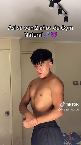 Transformación de Brayan Soto tras 2 años en el gym