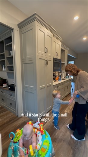 Finishing a task has become one of the most underrated skills being taught. Follow-through begins early, happens often, and requires a lot of patience. 😂 Finishing the task builds confidence in the doer. Finishing a task creates respect within our peer group. Finished tasks, stacked one on another, lead to success. It’s a learned behavior. And it often begins with something as simple as closing the cabinet door. #birdie #finish #productivehabits #consistency #smallwins | Jane Holland Sauls
