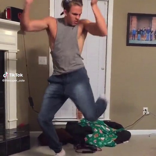 Here’s an old video of Cole dancing to a favorite song of his. I was really funny and I’m still am! #colelabrant💙 #colelabrantfan #labrantfamily #videofrom2017
