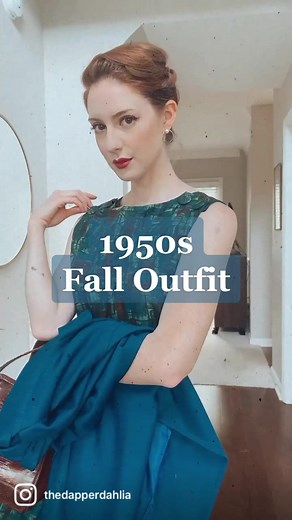 I don’t think greens and blues get enough love during fall. 💙💚🤎 #vintagetiktok #stylingoutfits #styledbyme #outfits #outfitideas #retrogirls #vintagegirls #vintagevibes #1950s #1950sstyle #1950saesthetic #vintageglam #vintageclothing #vintageoutfit