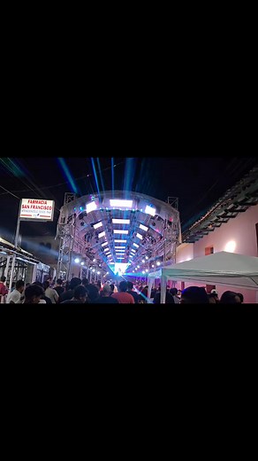 Xtreme Light Discomovil | Discomoviles VIP de El Salvador C,A