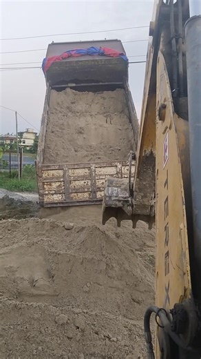 tipper onloading sand.#excavator #tata #tipper #truck #dumptruck