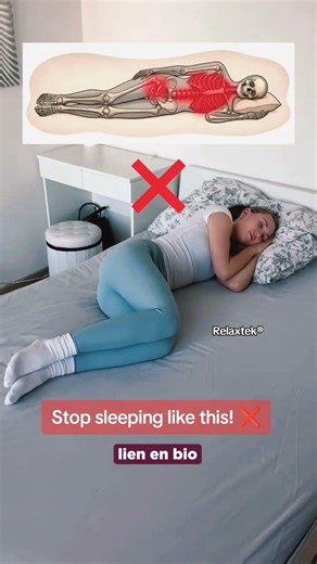 Stop sleeping like this! ❌ Spine Alignment Trick 🧠