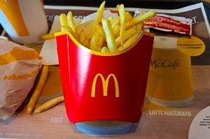 Burger King vs McDonalds - die Fast-Food-Giganten im Vergleich