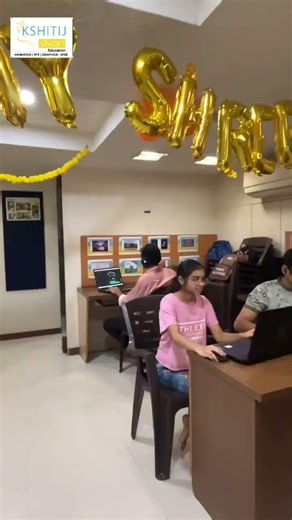 Join @kshitij vivan 🪂Best Career Opportunities after 10th or 12th std✅1 Graphics Designing