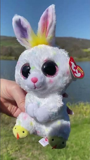 EASTER IS COMING and Beanie Boo Bunny Can't Wait!