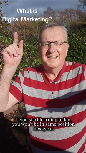 🫴 Digital marketing promotes brands and connects with customers using the internet and digital technologies like websites, social media, email, search engines, and apps, focusing on data-driven strategies. To find out more see my profile bio and take the Sneak Peak at the training we offer with this British Company...🤩 | Stewart Cormack