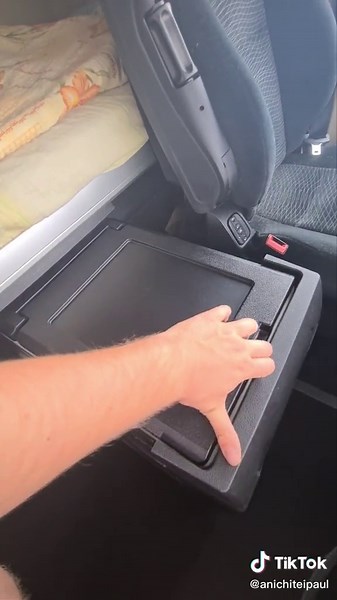 Explore the Features of the Mercedes Actros Truck