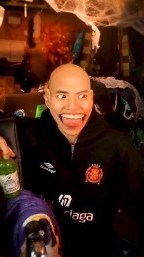 77K views · 1.9K reactions | Ray Having Fun Trying Out Face Filters! 藍 #fblifestyle | Ray Asian Boy | Facebook