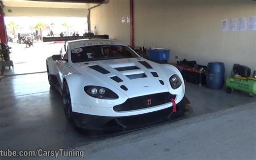 实拍 阿斯顿马丁 Vantage GT3 V12 @西班牙Codegua赛道