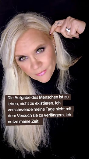 Norddeutsche Kröte 🐸 (@norddeutsche_kroete)’s videos with James Bond Theme - Nicholas Dodd
