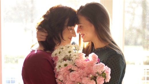 Mother’s Day in 24 Hours - How to Organize a Surprise Celebration from Scratch - Apple Daily