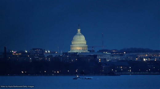 Aftermath of Potomac Air Collision: Footage of Heroic Recovery Efforts - Worldwide