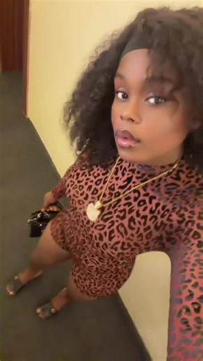 Ohh yes I rocked my brand too😍❤️leopard jumpsuit , Pam’s and bag from brand 😙Available to shop babies 🛍️❤️