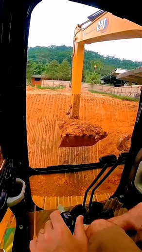 Amazing Excavator Work in Action