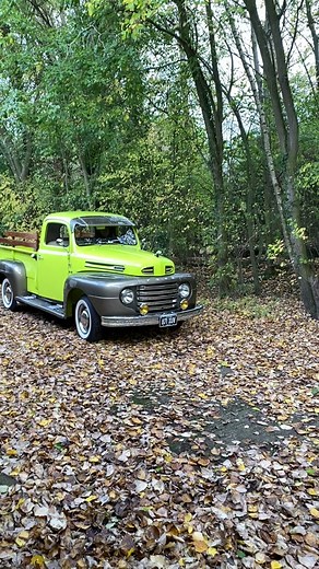 Our 1950 Ford F2 pickup is a thing of beauty 🍁🤟 for more details on this incredible fully restored truck head over to our website www.retroclassiccar.com #RetroClassicCar #FordF2 #FordPickup #Pickuptruck #VintageTrucks #ClassicTrucks #F2 #ClassicFord
