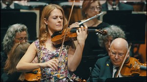 Lose yourself in the beauty of #Mendelssohn’s Violin Concerto No. 2 🎻🎶 performed by Francesca Dego and the NAC Orchestra led by Jordan de Souza Watch the complete concert here: ▶️ nac-cna.ca/en/event/32866 #NACOLive | #NACOrchCNA | National Arts Centre Orchestra | l'Orchestre du Centre national des Arts