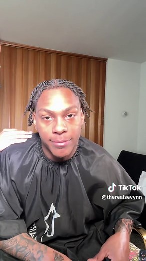 definitely one of my fav clients, never a dull moment😂 it was so hard cutting this 10 min video down to 3, this nigga funny asf😂😂😂 @It’s J.P.🔥 #fyp #foryou #viral #jp #mke #milwaukee #414 #locs #dreads #dreadhead #loctician #hairstylist