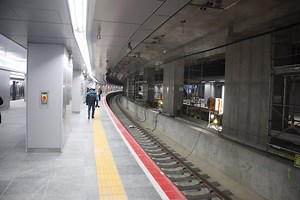 大阪駅「地下新駅」「新改札」公開 うめきたアクセス「ふすまホームドア」も | 鉄道ニュース【鉄道プレスネット】