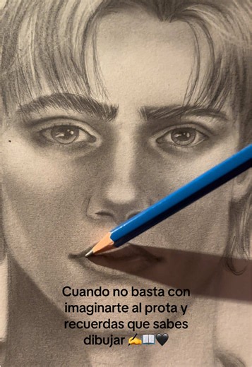 🫶🏻 cuando no basta imaginar al prota con las descripciones. hrkldvknr #writertok #wattpad #booktok #dibujo #escritoras