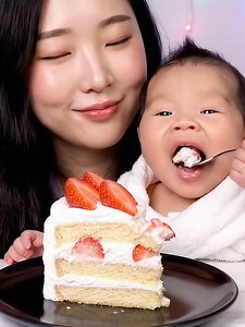Delicious Strawberry Cake Mukbang with ASMR Sounds