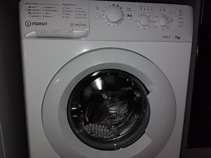 Indesit MTWC71252WUK Washing Machine Review