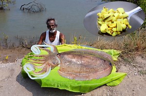 Healthy squid gravy | kanava meen thokku | Village Food Factory