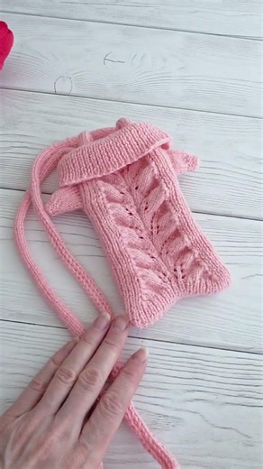Knitted Sweater Phone Pouch 📱🩷 Easy Two-Needle Pattern #knitting #shorts