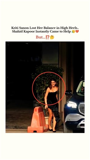 shahid kapoor came to help kriti sanon but...💞#trending #bollywood #shortsvideo #shahidkapoor