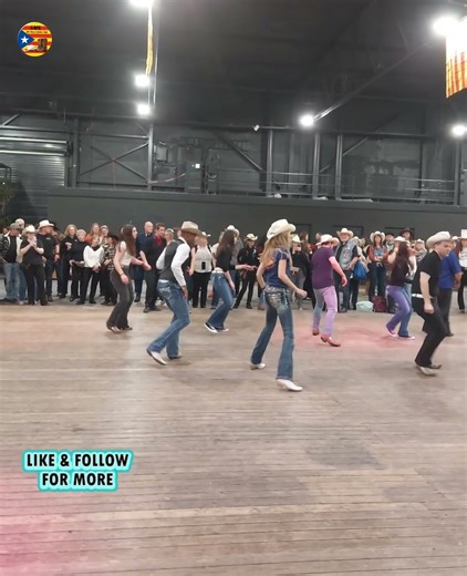 BULLETPROOF ❤️ Linedance Catalan Style with Algaly Fofana / Western Experience 2026 #dance #event