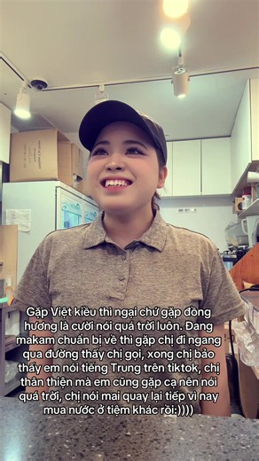 Gặp đồng hương ở nước ngoài: khoảnh khắc thân quen và vui nhộn