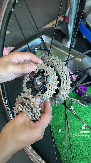 335K views · 12K reactions | De Rosa Bike Build Part2 #JBLBikeShop | JBL Bikeshop | Facebook