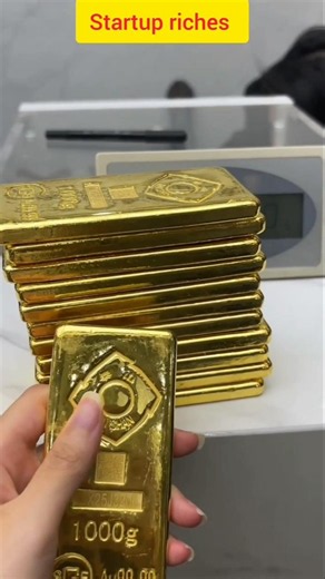 1000g GOLD BAR 😱💰 Worth a Fortune! | Pure 99.99% Gold | Startup Riches #Shorts