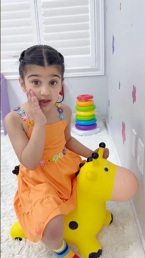 Safety rules for kids around the house - do not put the fingers in the socket#kidsvideo