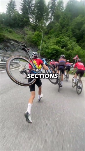 Why This Athlete Carries His Bike While Running...🤔🚲