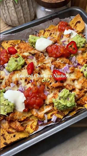 Loaded Chicken Nachos✨🥑🌮#easyrecipe #nachos #loadednachos #cookwithme #recipe