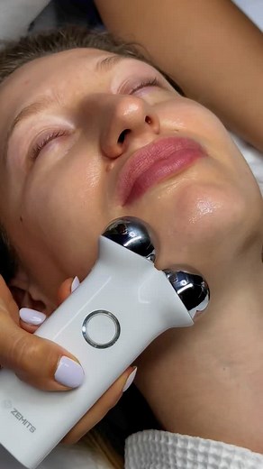 Zemits: Results Everyone Loves 💙 on Instagram: "Microcurrent Myths vs. Facts: What You Need to Know ⚡💡 Misinformation about microcurrent therapy is everywhere! Let’s clear up some common myths and set the record straight. ❌ Myth: Microcurrent results are just temporary. ✅ Fact: While an instant glow is noticeable, consistent treatments train facial muscles for long-term lifting and toning effects. ❌ Myth: Microcurrent is painful. ✅ Fact: It’s a non-invasive, pain-free treatment—most clients on