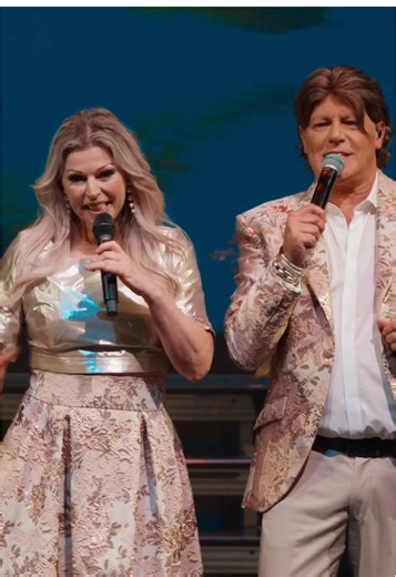 Santa Lucia Live - Natasja en Edwin Theatershow
