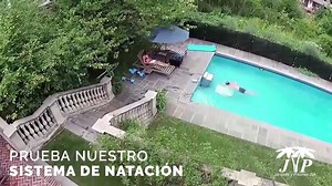 El trabajo físico acuático es muy beneficioso para el sistema cardiovascular y la movilidad articular. | Jardines y Piscinas