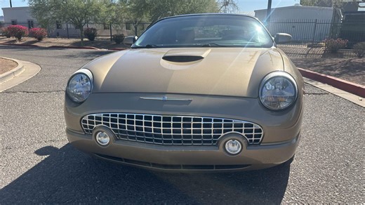 Ford's retro V8 drop-top is still laughably cheap