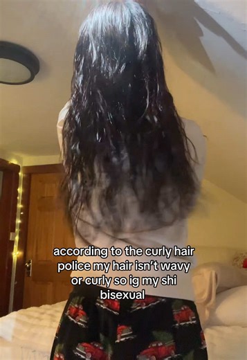 clearly not curly but also clearly not straight. my hair is beyond damaged.. #fyp #wavyhair #curlyhair #relatable #viral