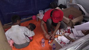 103K views · 2.1K reactions | Sono oltre 340.000 i bambini #Rohingya che vivono nei sovraffollati campi rifugiati di Cox’s Bazar, in #Bangladesh. Com’è la loro vita nel campo? Quali sono le sfide e le paure quotidiane che sono costretti ad affrontare? GUARDA il video e ascolta la toccante testimonianza dal campo del nostro Direttore della comunicazione Filippo Ungaro: | Save the Children Italia | Facebook