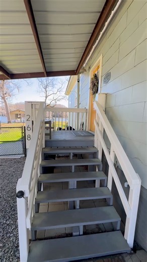 Not your average getaway—our boutique waterfront Airbnb on Caddo Lake is where Uncertain, Texas turns into unforgettable. #caddolake #airbnb | FirstCastCabin